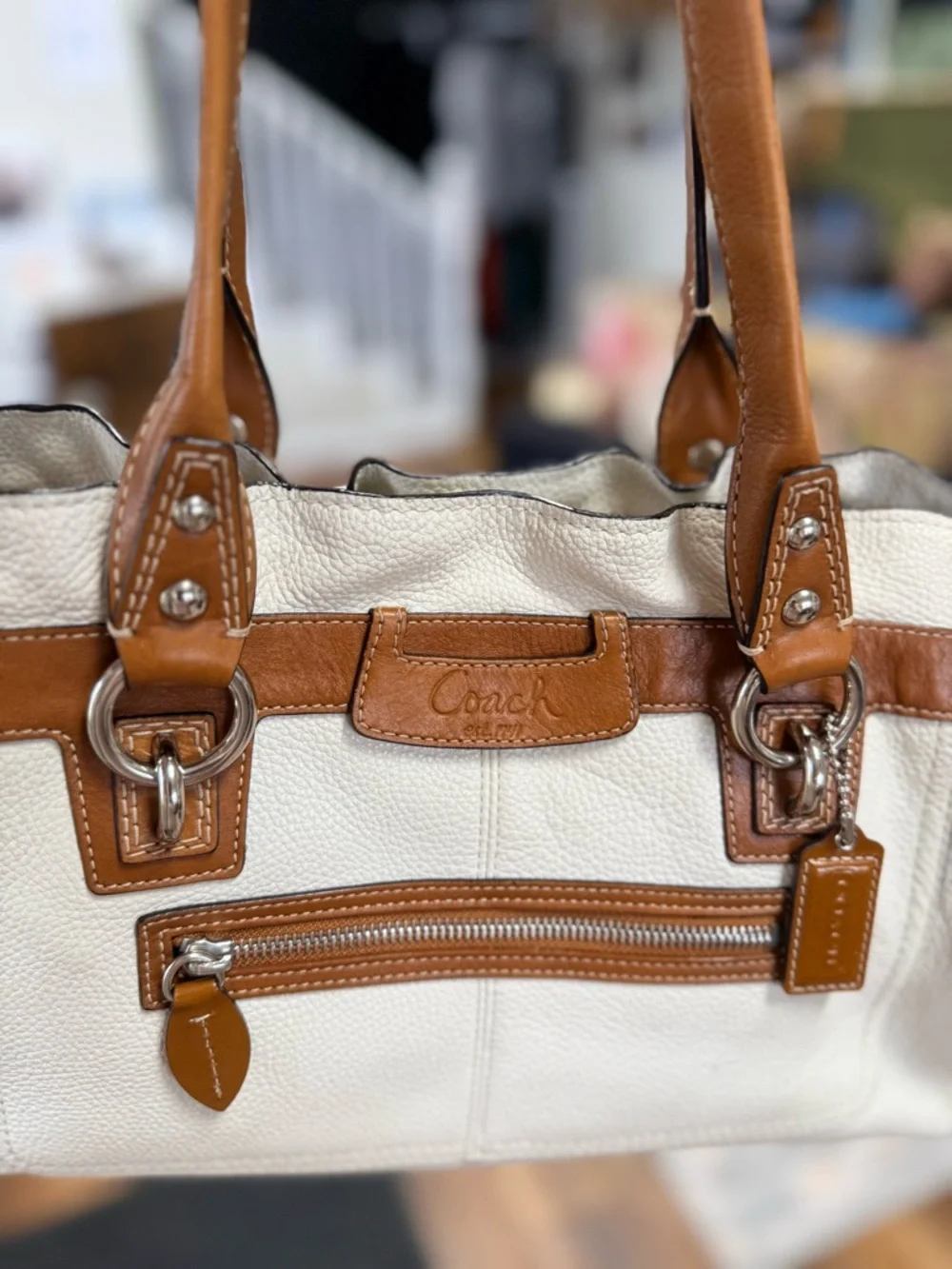 SOLD
Coach Penelope Pebbled Leather Tote | Cream & Saddle | EUC - Picture 2 of 12